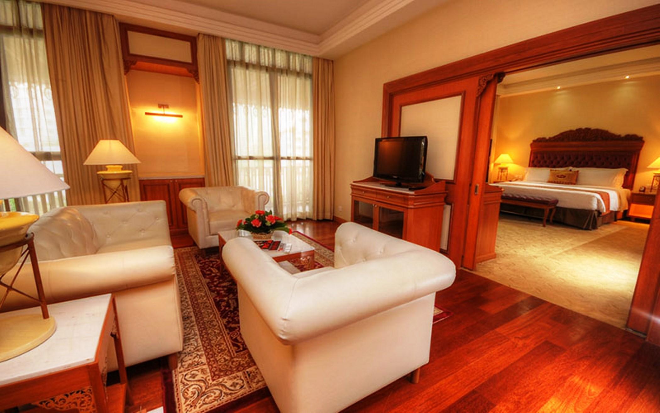 Royale Chulan Kuala Lumpur Hotel Exterior foto Suite room