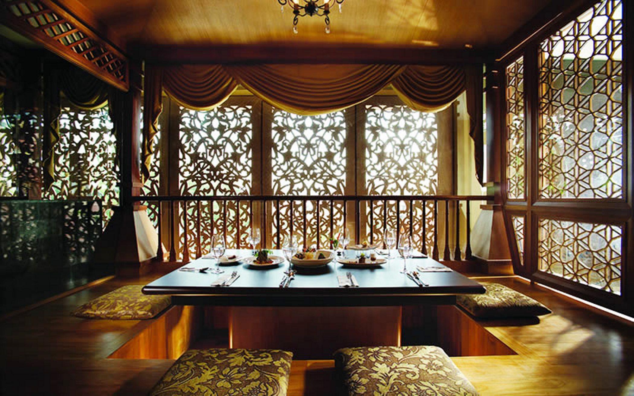 Royale Chulan Kuala Lumpur Hotel Exterior foto A restaurant in the Emirates Palace