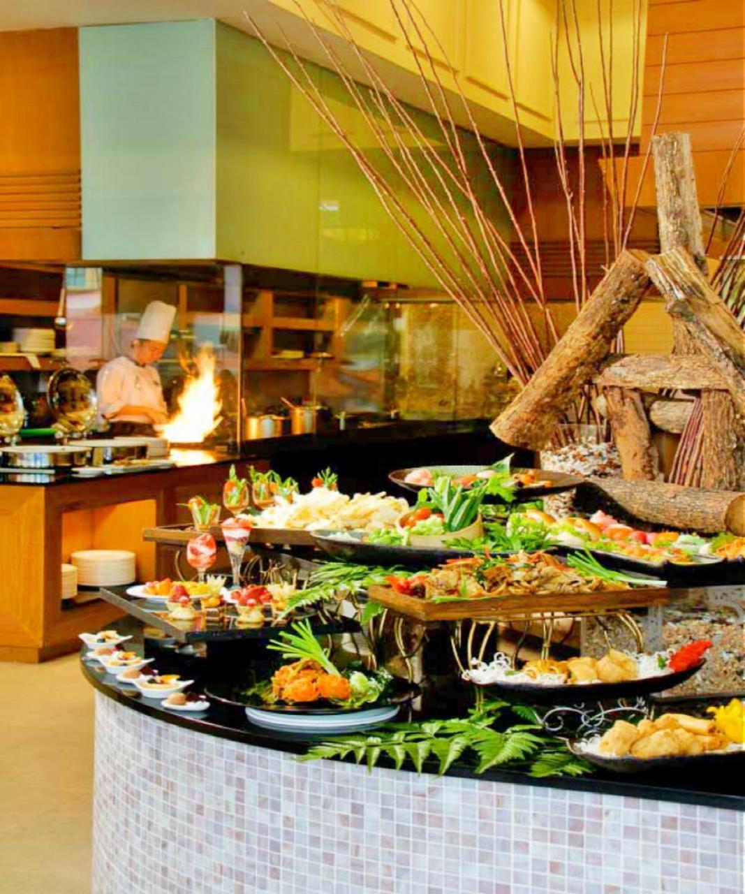 Royale Chulan Kuala Lumpur Hotel Exterior foto A buffet at a hotel